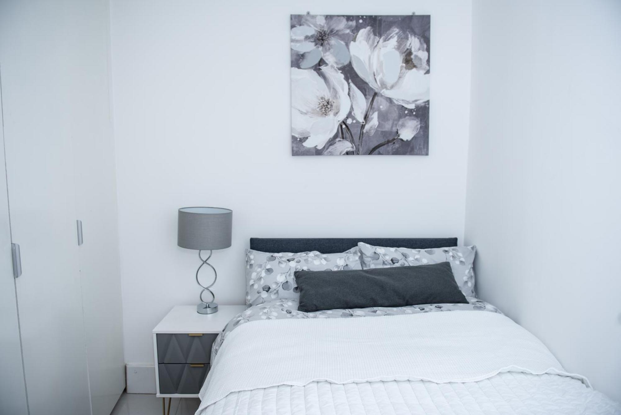 1B Apartment, 30 Mins To Oxford Street Londra Dış mekan fotoğraf