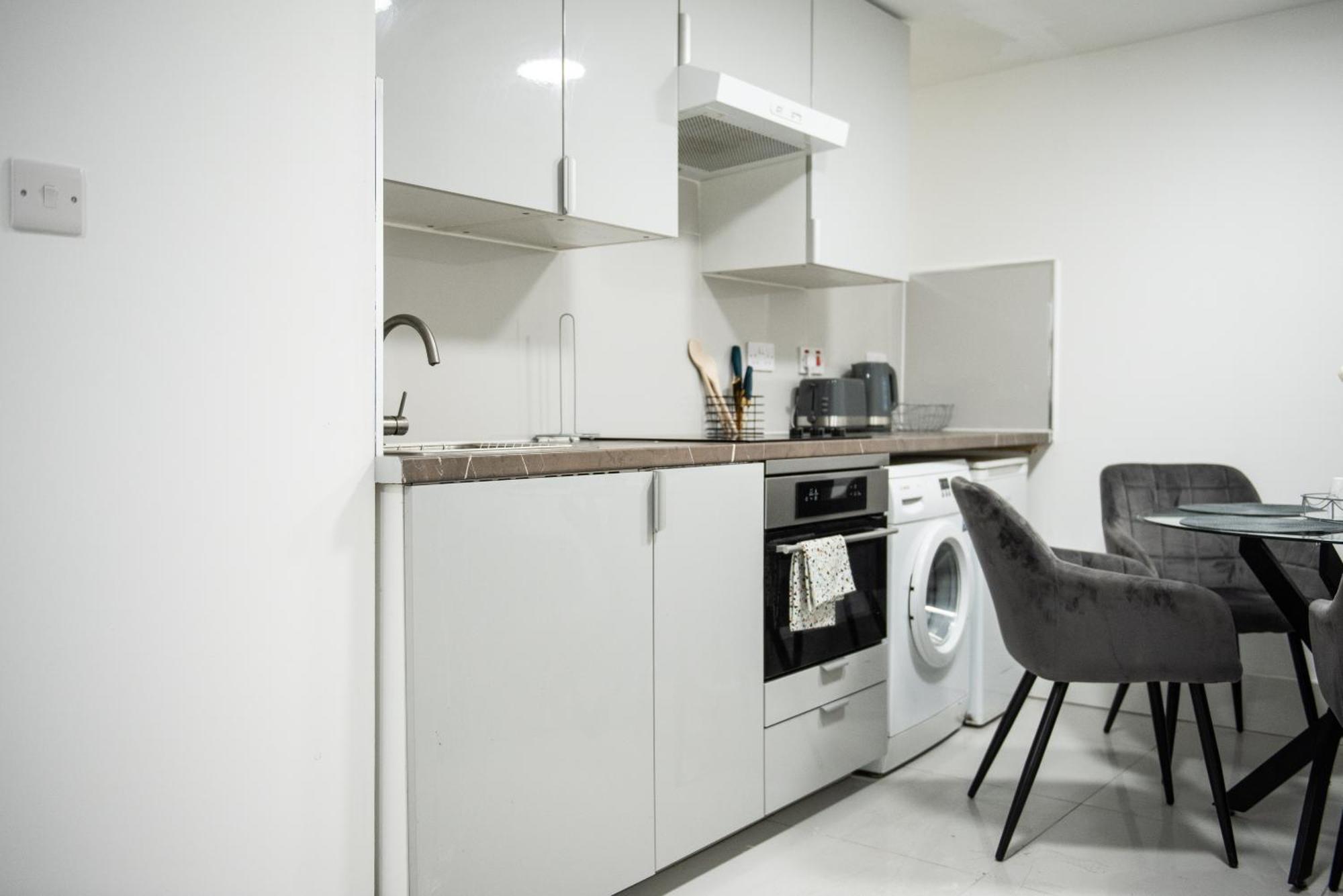 1B Apartment, 30 Mins To Oxford Street Londra Dış mekan fotoğraf