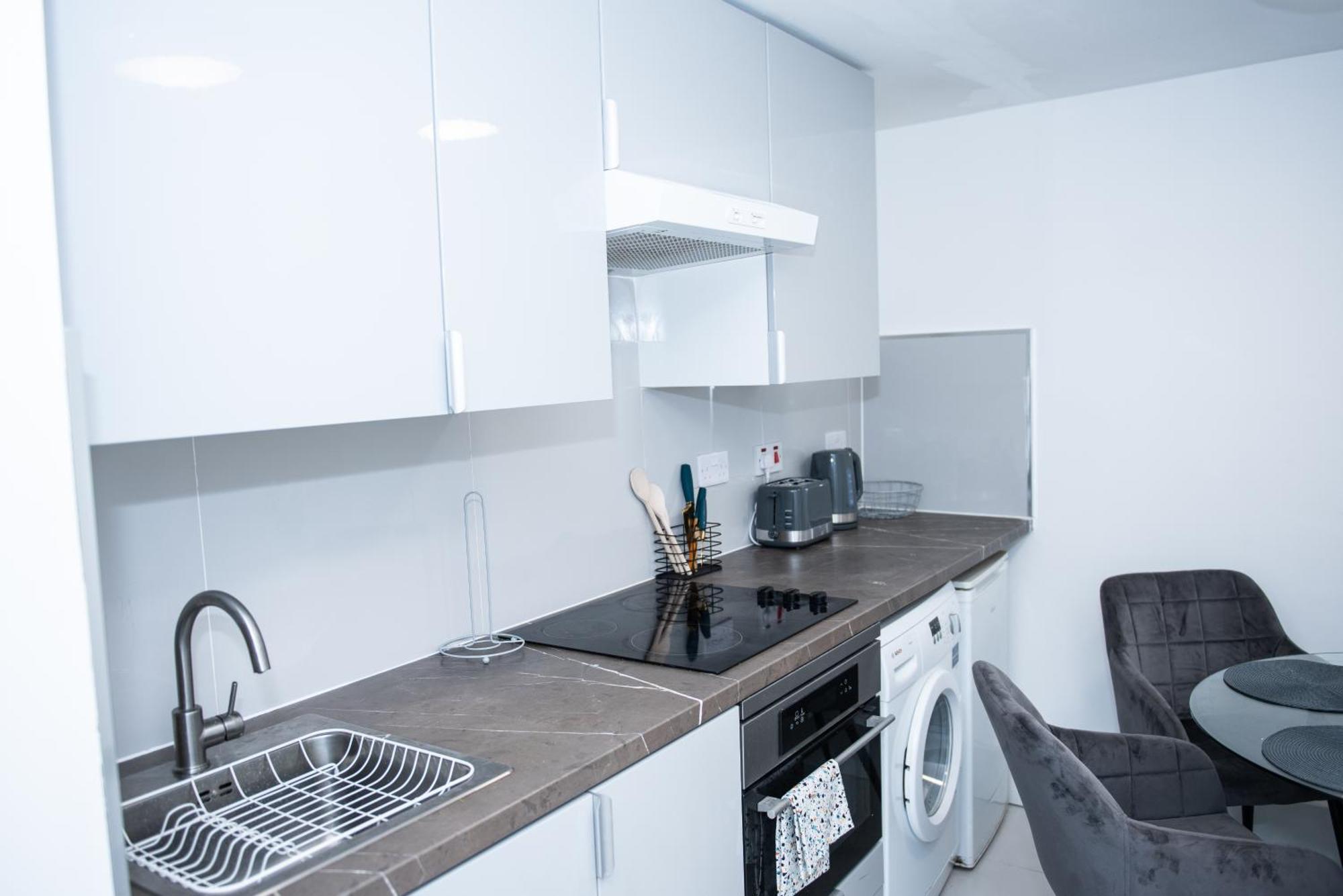 1B Apartment, 30 Mins To Oxford Street Londra Dış mekan fotoğraf