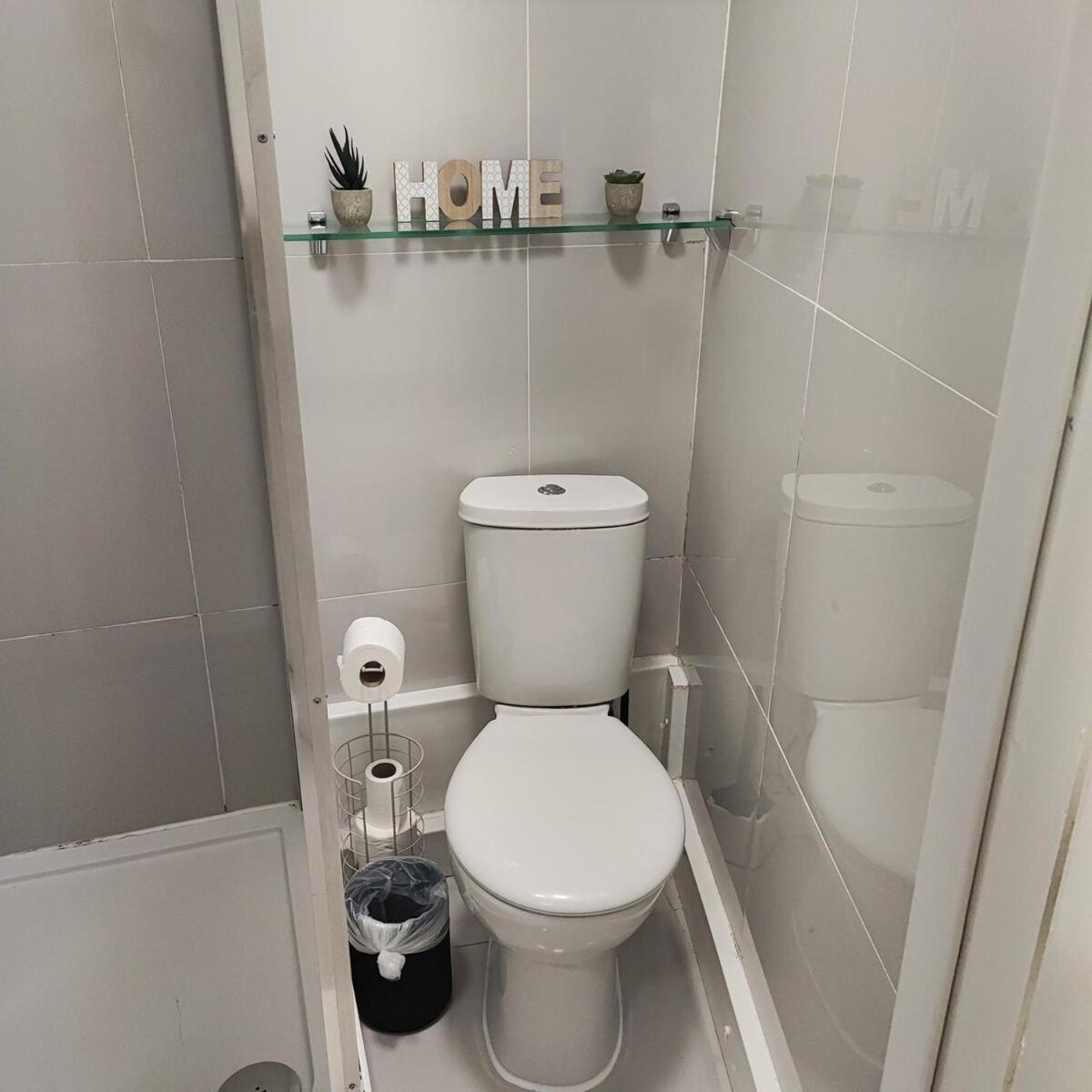 1B Apartment, 30 Mins To Oxford Street Londra Dış mekan fotoğraf